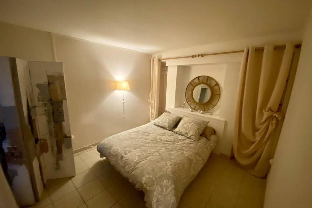 La Reine Apartment Avranches Exterior photo